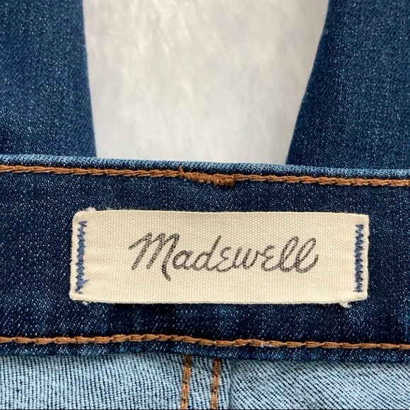 Like New Madewell 10 Inch High Rise Skinny Jeans - Picture 6 of 9
